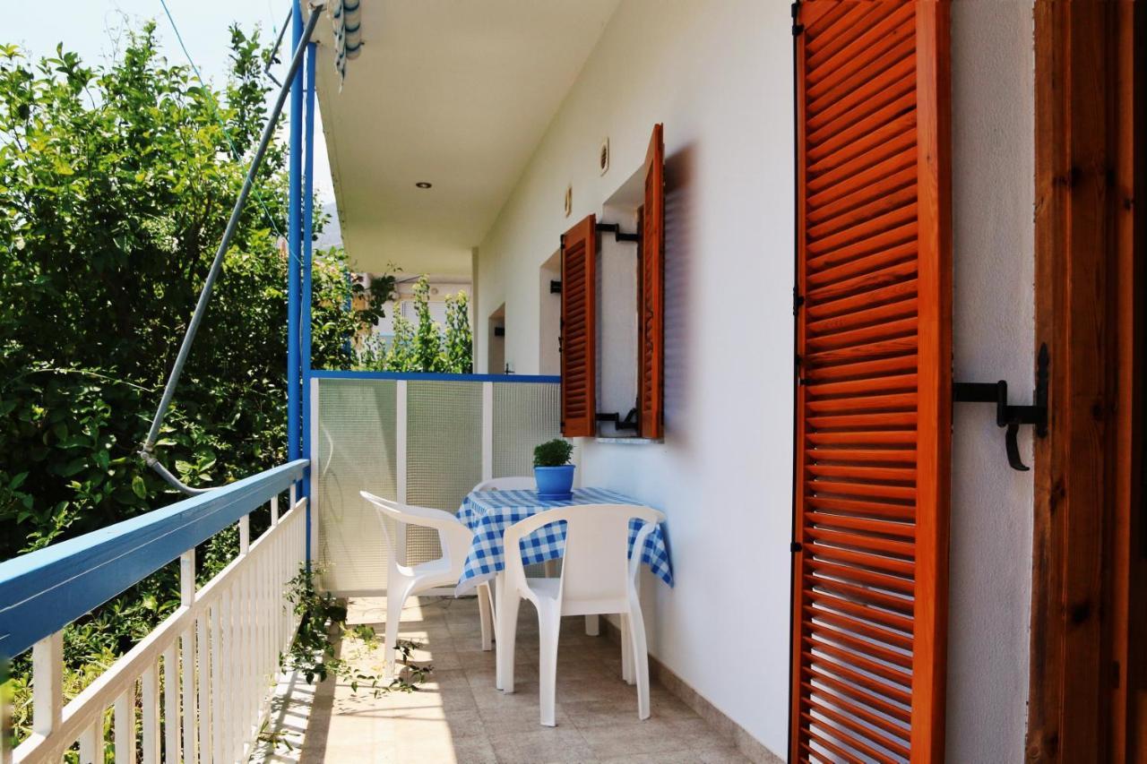 2 Space - Selfcatering Apartment Helen No 7 Хіропігадо Екстер'єр фото